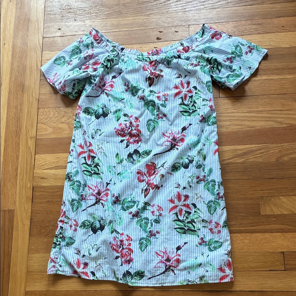 Floral Banana Republic off the shoulder  Dress size XS